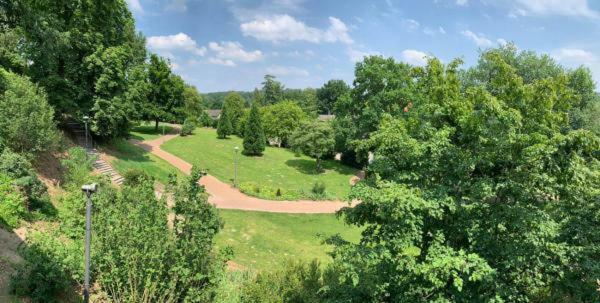 Burg Wassenberg Hotel Bagian luar foto
